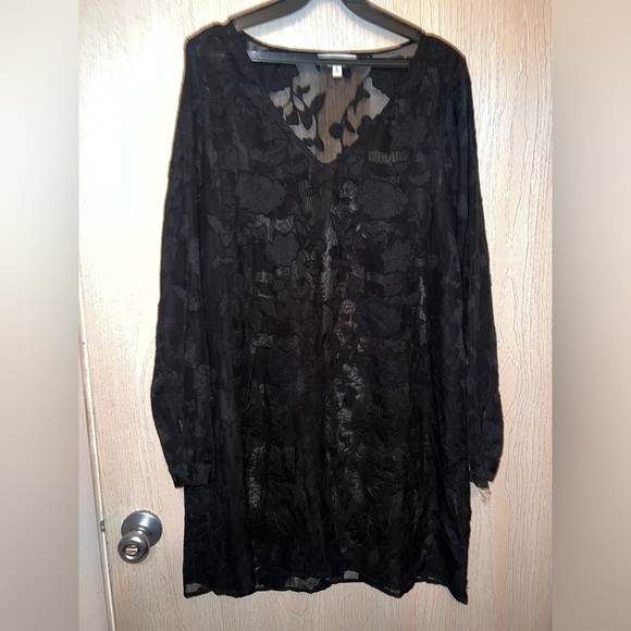 Lace Appliqué Dress - Picture 1 of 4